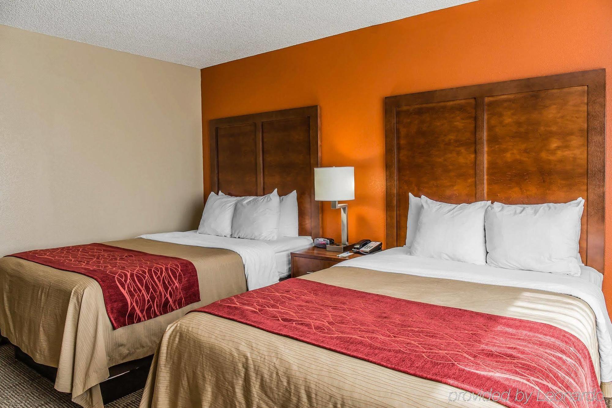 Comfort Inn & Suites Lakeland North I-4 Exterior photo